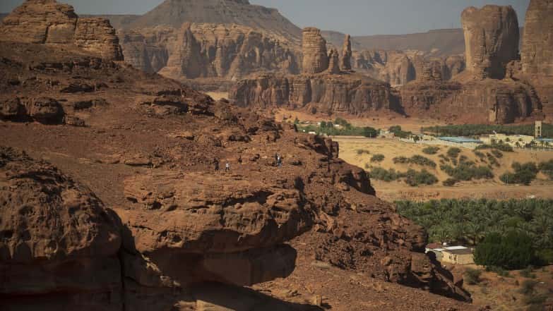 مدينة العلا: ماضي ومستقبل السعودية أمام عينيك %D9%85%D8%B7%D9%84-%D8%A7%D9%84%D8%B9%D9%84%D8%A7