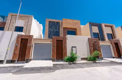 Full Floor - 4 Bedrooms - 4 Bathrooms for sale in Ar Rimal - Riyadh - Ar Riyadh