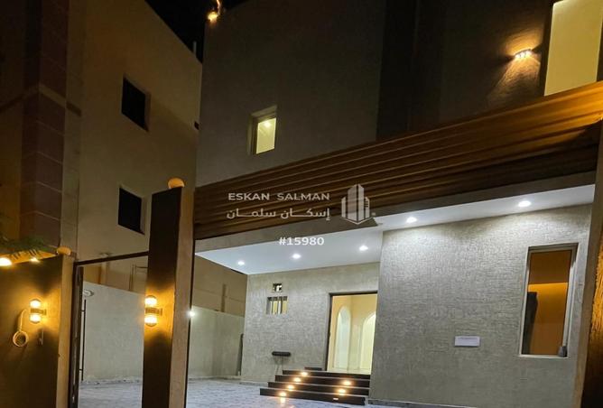 255804 - Property Image 2