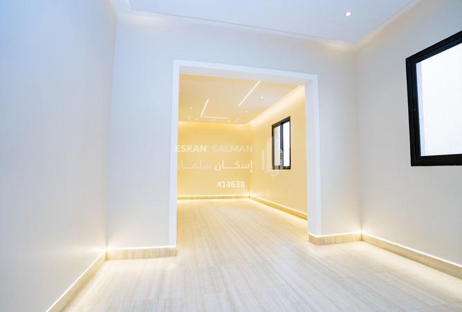 253520 - Property Image 2