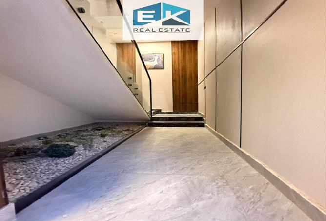 256951 - Property Image 2