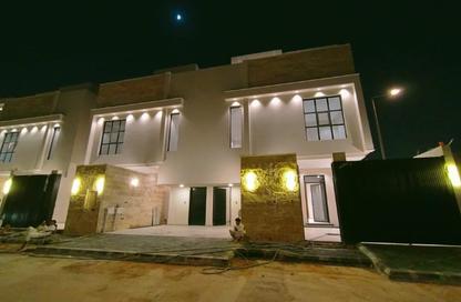 طابق كامل - 4 غرف نوم - 5 حمامات للبيع في المونسية - الرياض - الرياض