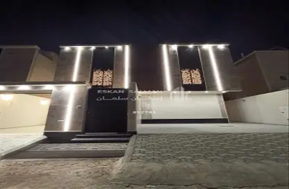 Full Floor - 5 Bedrooms - 3 Bathrooms for sale in Tuwaiq - Riyadh - Ar Riyadh