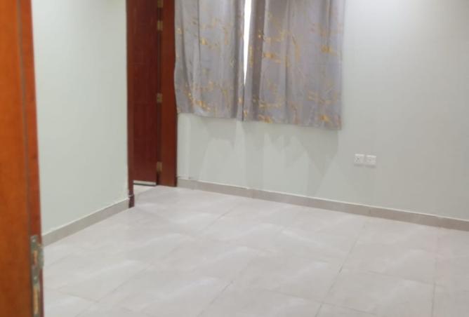 255246 - Property Image 3