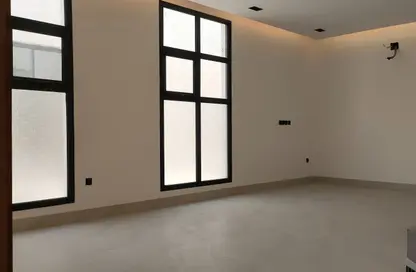 Full Floor - 4 Bedrooms - 4 Bathrooms for sale in Ar Rimal - Riyadh - Ar Riyadh