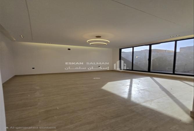 252178 - Property Image 2