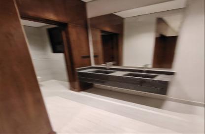 Full Floor - 4 Bedrooms - 4 Bathrooms for sale in Al Munisiyah - Riyadh - Ar Riyadh