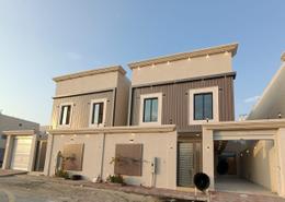 Villa - 4 bedrooms - 7 bathrooms for للبيع in Al Amwaj - Al Khubar - Eastern