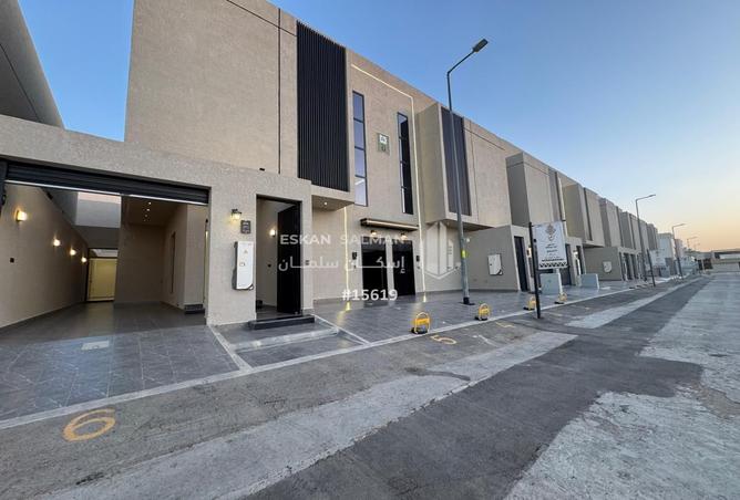 255049 - Property Image 2