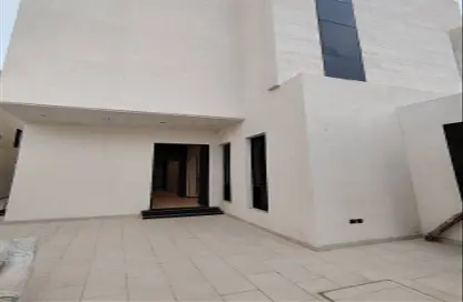 Full Floor - 4 Bedrooms - 4 Bathrooms for sale in Ar Rimal - Riyadh - Ar Riyadh