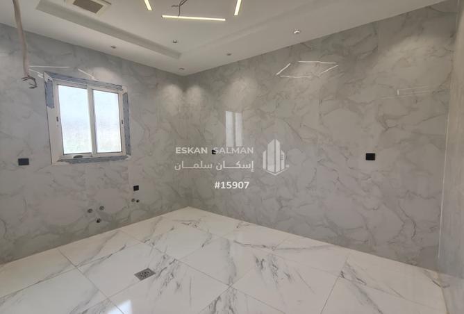 255899 - Property Image 3