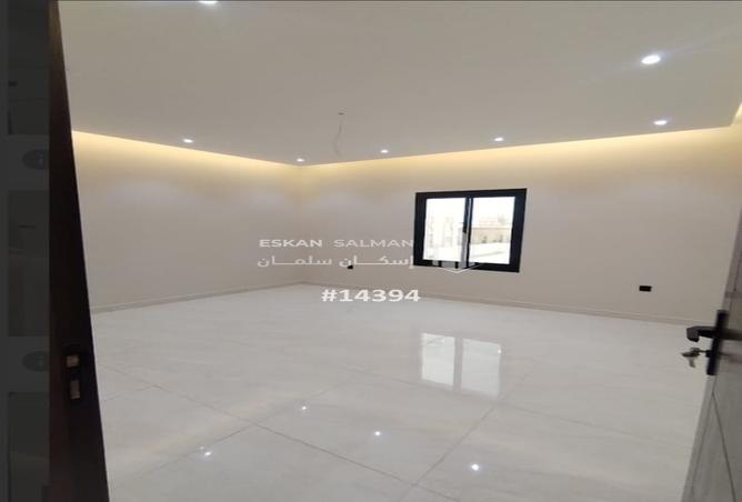 253370 - Property Image 3