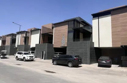 Villa - 3 Bedrooms - 5 Bathrooms for rent in Al Munisiyah - Riyadh - Ar Riyadh