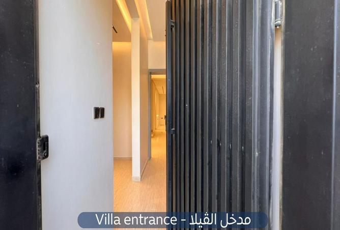 258858 - Property Image 2