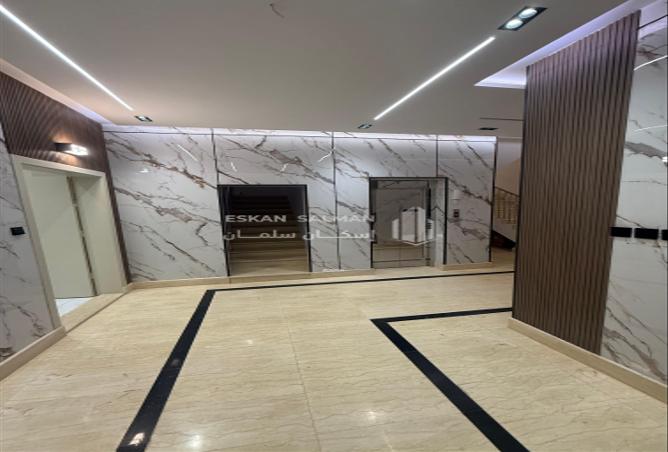 255881 - Property Image 2