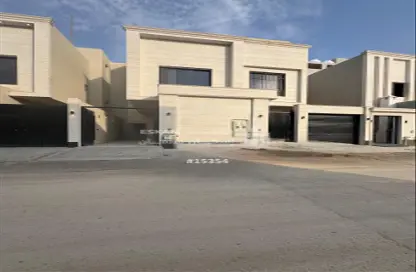 Apartment - 5 Bedrooms - 4 Bathrooms for sale in Al Nadwah - Riyadh - Ar Riyadh