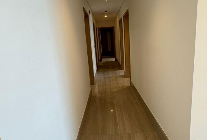 255215 - Property Image 3