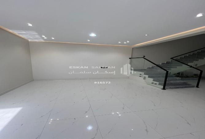 256625 - Property Image 3