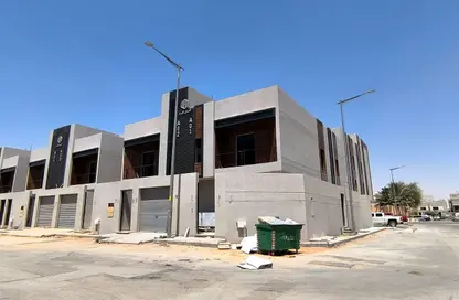 فيلا - 5 غرف نوم - 4 حمامات للبيع في المونسية - الرياض - الرياض