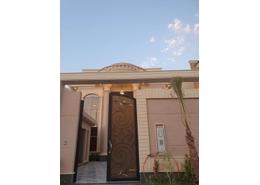 فيلا - 5 غرف نوم - 2 حمامات for للبيع in حي الملقا - شمال الرياض - الرياض