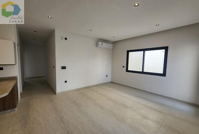 256130 - Property Image 2