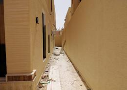 Villa - 4 bedrooms - 5 bathrooms for للبيع in Ghirnatah - East Riyadh - Ar Riyadh