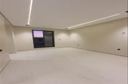 Full Floor - 4 Bedrooms - 5 Bathrooms for sale in Al Munisiyah - Riyadh - Ar Riyadh