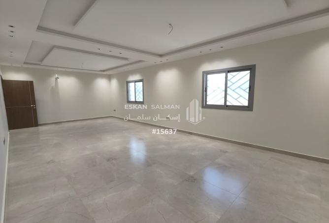 255359 - Property Image 2