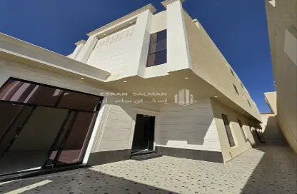 Villa - 7 Bedrooms - 7 Bathrooms for sale in Al Janadriyah - Riyadh - Ar Riyadh