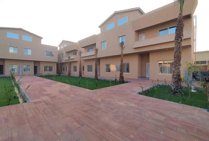255782 - Property Image 2
