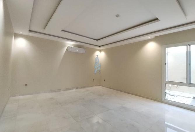 257901 - Property Image 3