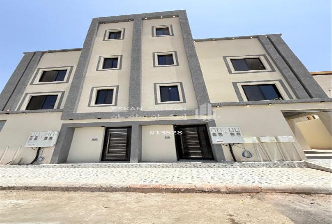 251300 - Property Image 2