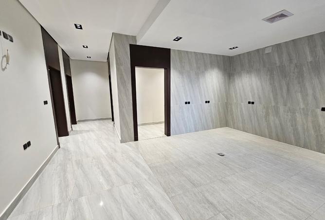 249633 - Property Image 2