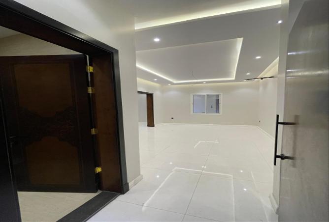 257049 - Property Image 2