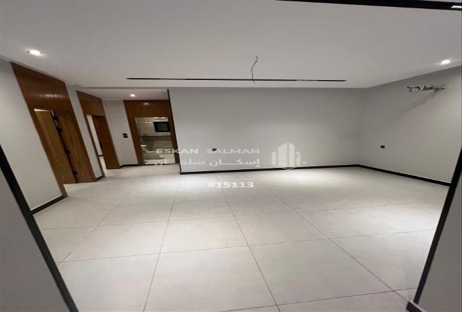 255742 - Property Image 2