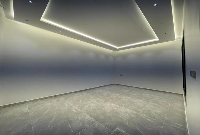 247927 - Property Image 2