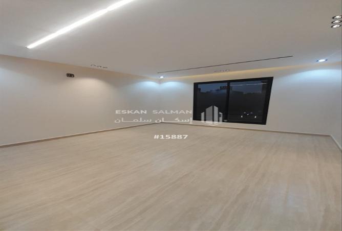 255706 - Property Image 2