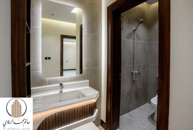 252693 - Property Image 3