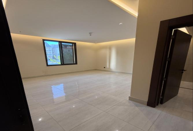 258092 - Property Image 3