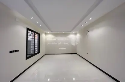 Full Floor - 5 Bedrooms - 3 Bathrooms for sale in الفنار - الجموم - بحره - Makkah Al Mukarramah