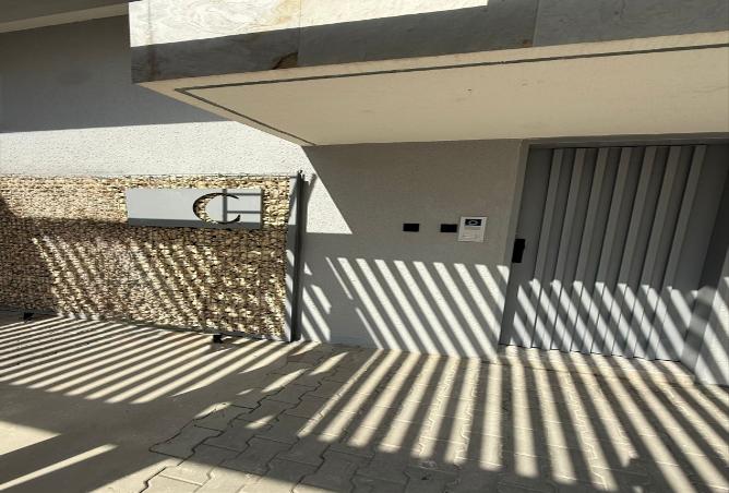 258882 - Property Image 2