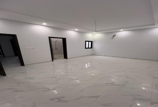 258433 - Property Image 3