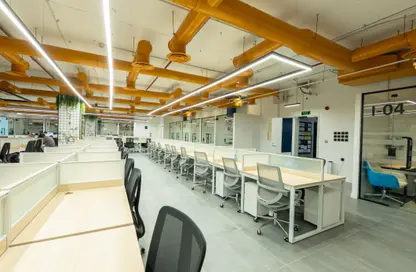 Office Space - Studio - 7+ Bathrooms for rent in Al Suwaidi - Riyadh - Ar Riyadh