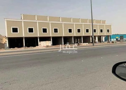 عمارة بالكامل - 8 حمامات for للايجار in حي اليرموك - شرق الرياض - الرياض