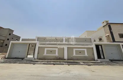 طابق كامل - 6 غرف نوم - 4 حمامات للبيع في الرياض - جدة - مكة المكرمة