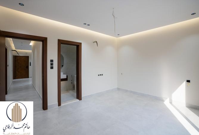 258955 - Property Image 2