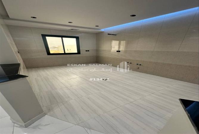 251332 - Property Image 2