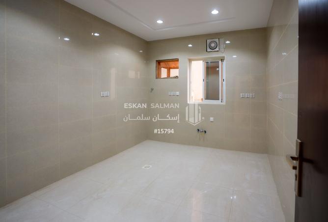 255813 - Property Image 3
