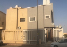 للبيع فيلا درج صالة 250م حي المنار شرق الرياض