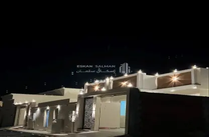 طابق كامل - 6 غرف نوم - 3 حمامات للبيع في الرياض - جدة - مكة المكرمة
